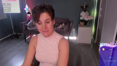 Snapshot of agata_kriste7 chatting on 03-04-25, 09:11 Agata Kriste online show from 03-04-25, 09:11