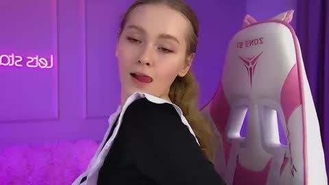 AgataFoxley online show from 03-08-26, 02:04