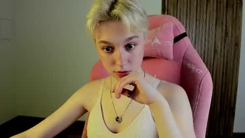 Snapshot of agatagate chatting on 08-05-26, 03:53 AgataGate online show from 08-05-26, 03:53