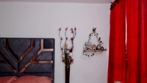 johana online show from 04-29-26, 05:17