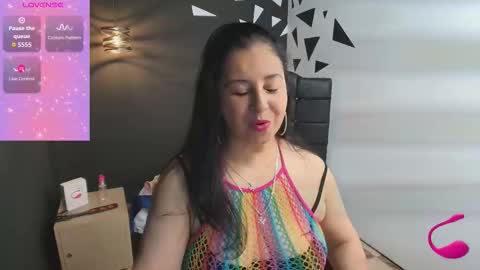 Snapshot of agatathompson chatting on 09-22-25, 06:43 A G A T A T H O M P S O N online show from 09-22-25, 06:43