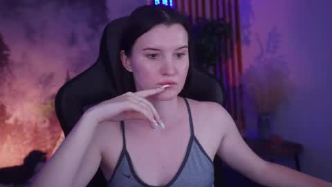 Snapshot of agatawillis chatting on 05-22-26, 11:27 Agata online show from 05-22-26, 11:27