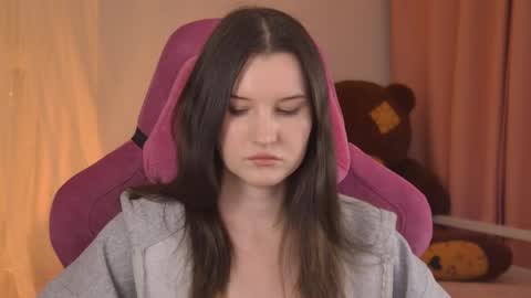Snapshot of agatawillis chatting on 05-27-26, 01:08 Agata online show from 05-27-26, 01:08