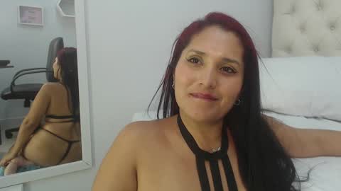 agatha_collinz online show from 01-07-25, 09:25