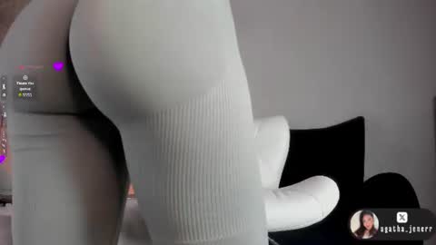 agatha_jener online show from 06-18-26, 11:36