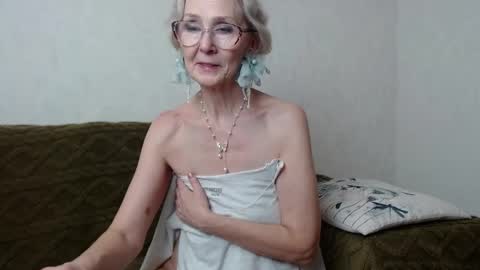 Snapshot of agatha_moore_ chatting on 01-14-25, 05:45 Agatha online show from 01-14-25, 05:45