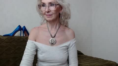 Snapshot of agatha_moore_ chatting on 01-21-25, 09:04 Agatha online show from 01-21-25, 09:04