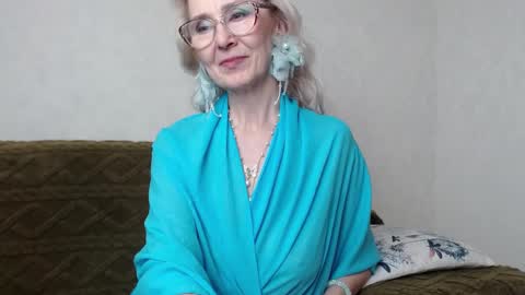 Snapshot of agatha_moore_ chatting on 02-16-25, 08:33 Agatha online show from 02-16-25, 08:33