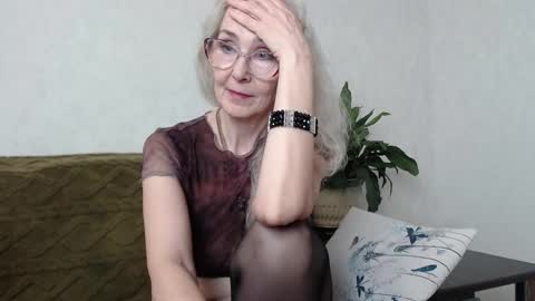 Snapshot of agatha_moore_ chatting on 03-07-25, 04:44 Agatha online show from 03-07-25, 04:44