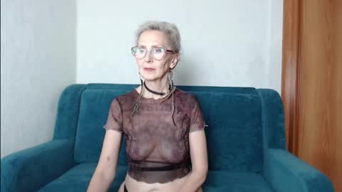 Snapshot of agatha_moore_ chatting on 10-07-25, 03:42 Agatha online show from 10-07-25, 03:42