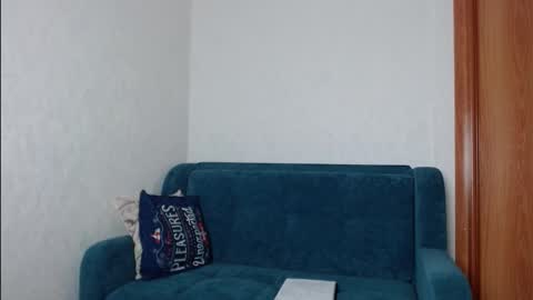 Snapshot of agatha_moore_ chatting on 10-26-25, 02:34 Agatha online show from 10-26-25, 02:34