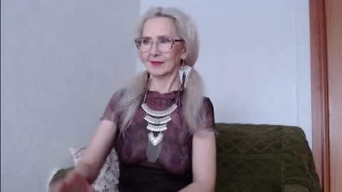 Snapshot of agatha_moore_ chatting on 11-16-25, 03:01 Agatha online show from 11-16-25, 03:01