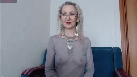 Snapshot of agatha_moore_ chatting on 01-17-26, 05:45 Agatha online show from 01-17-26, 05:45