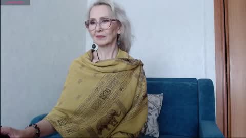 Snapshot of agatha_moore_ chatting on 03-11-26, 05:02 Agatha online show from 03-11-26, 05:02