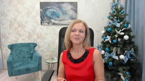 Agatha online show from 12-24-24, 11:00
