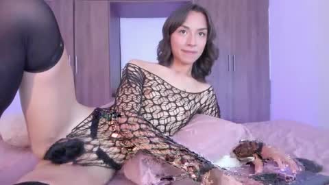 Snapshot of agathauwuart chatting on 05-06-26, 04:30 Agatha online show from 05-06-26, 04:30