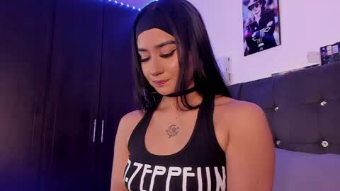 Snapshot of aggie_swett chatting on 06-07-26, 12:26 Maggie online show from 06-07-26, 12:26