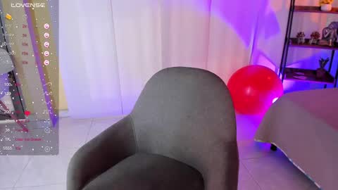 Snapshot of aghata_williamss chatting on 02-21-25, 10:37 AGHATA online show from 02-21-25, 10:37