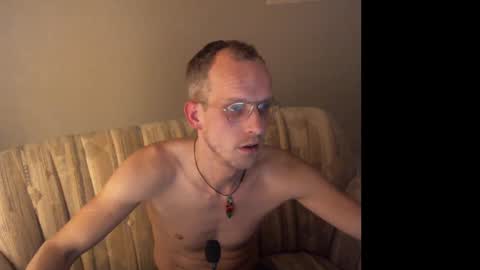 Snapshot of agin17 chatting on 12-04-24, 09:02 agin17 online show from 12-04-24, 09:02