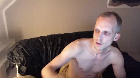 Snapshot of agin17 chatting on 12-21-24, 12:31 agin17 online show from 12-21-24, 12:31