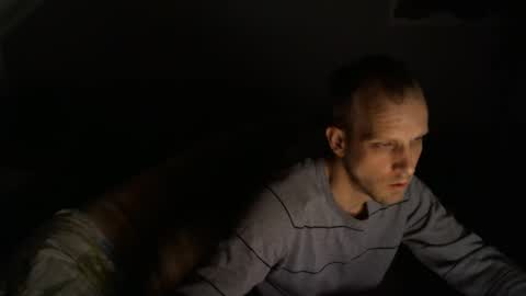 Snapshot of agin17 chatting on 02-09-25, 03:22 agin17 online show from 02-09-25, 03:22