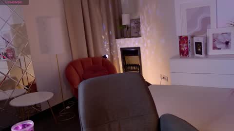 Snapshot of agnes_sky chatting on 02-22-26, 09:46 Agnes online show from 02-22-26, 09:46