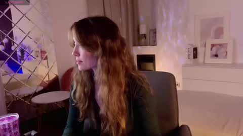 Snapshot of agnes_sky chatting on 03-25-26, 10:27 Agnes online show from 03-25-26, 10:27