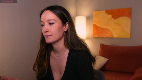 Agnes online show from 05-17-26, 12:52