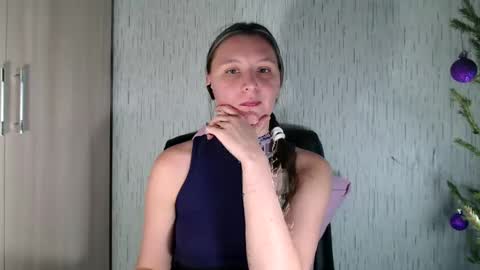 Snapshot of agnete_ chatting on 12-25-24, 07:35 encyclopedia of naughty online show from 12-25-24, 07:35