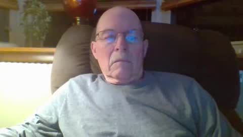 aguynrkfrd online show from 12-15-25, 09:57