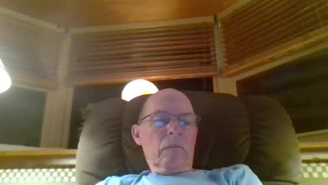 aguynrkfrd online show from 07-02-26, 09:26