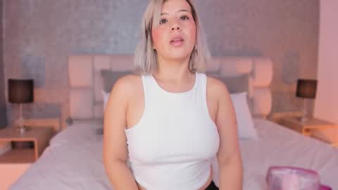 Ahmara  online show from 12-22-25, 11:40