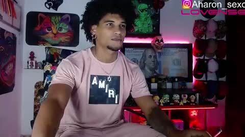 Snapshot of aharon_sexo1 chatting on 10-27-25, 03:21 Aharon Zamora online show from 10-27-25, 03:21
