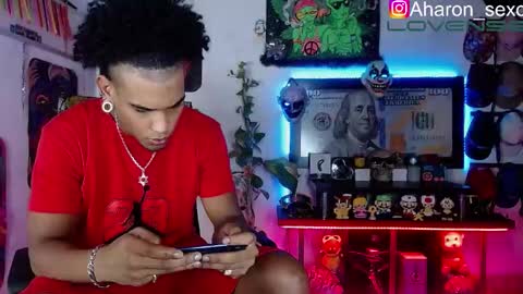 Snapshot of aharon_sexo1 chatting on 10-29-25, 04:48 Aharon Zamora online show from 10-29-25, 04:48