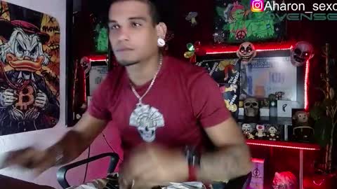 Snapshot of aharon_sexo1 chatting on 11-10-25, 10:53 Aharon Zamora online show from 11-10-25, 10:53