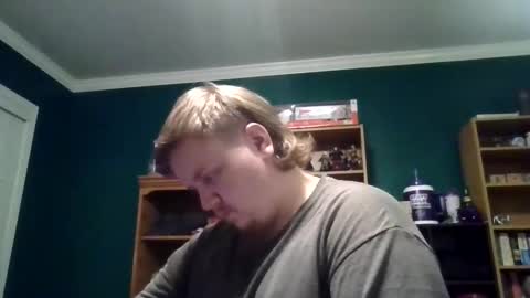 aholbrooks253 online show from 12-04-24, 03:59