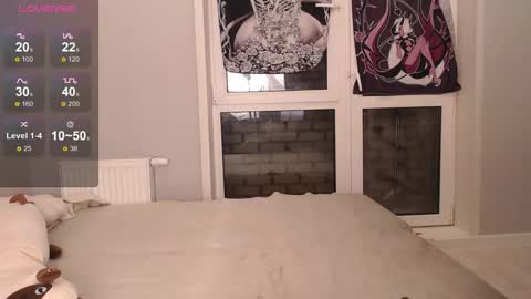 Snapshot of ahristellar chatting on 03-11-26, 06:47 Ahri online show from 03-11-26, 06:47