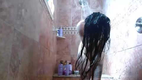 Snapshot of ahungkittykat chatting on 03-06-26, 06:59 Kat online show from 03-06-26, 06:59