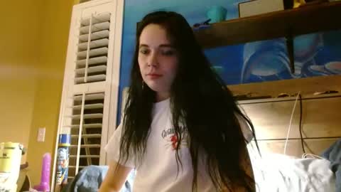 Snapshot of ahungkittykat chatting on 03-15-26, 07:14 Kat online show from 03-15-26, 07:14