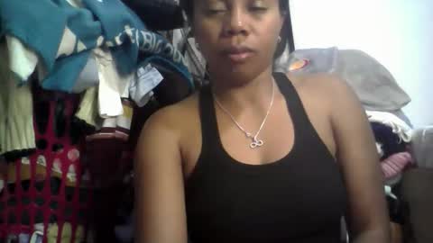 Aicha boobs online show from 05-06-26, 07:08
