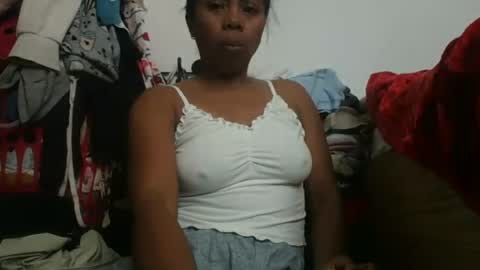 Snapshot of aicha_boobs chatting on 07-08-26, 08:19 Aicha boobs online show from 07-08-26, 08:19