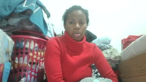 Snapshot of aicha_boobs chatting on 07-12-26, 03:58 Aicha boobs online show from 07-12-26, 03:58