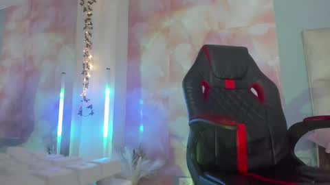 karoline  online show from 02-28-25, 03:48