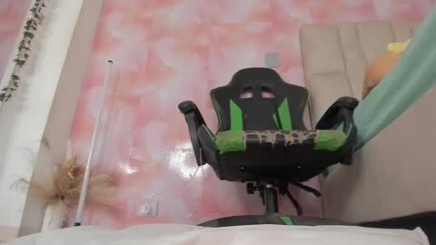 karoline  online show from 09-19-25, 04:47