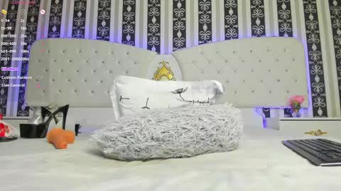 Snapshot of aidasina chatting on 02-19-25, 05:27 aidasina online show from 02-19-25, 05:27