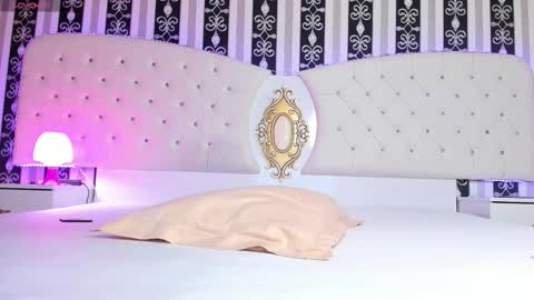 Snapshot of aidasina chatting on 10-04-25, 07:01 aidasina online show from 10-04-25, 07:01