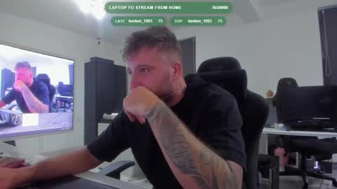 Snapshot of aidenmatthew chatting on 10-03-25, 08:50 Aiden online show from 10-03-25, 08:50