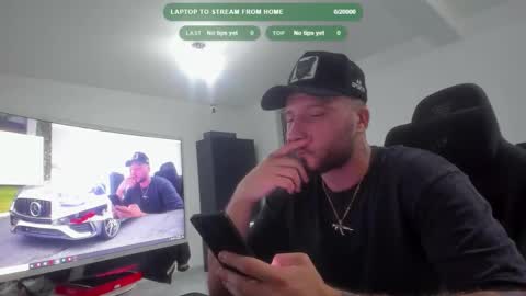 Snapshot of aidenmatthew chatting on 10-06-25, 06:05 Aiden online show from 10-06-25, 06:05