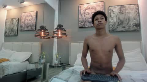 Snapshot of aidhen_gleeson chatting on 03-27-26, 03:34 Aidhen Gleeson online show from 03-27-26, 03:34