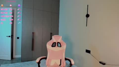 Snapshot of aiko_mainee chatting on 02-25-26, 03:16 aiko_mainee online show from 02-25-26, 03:16